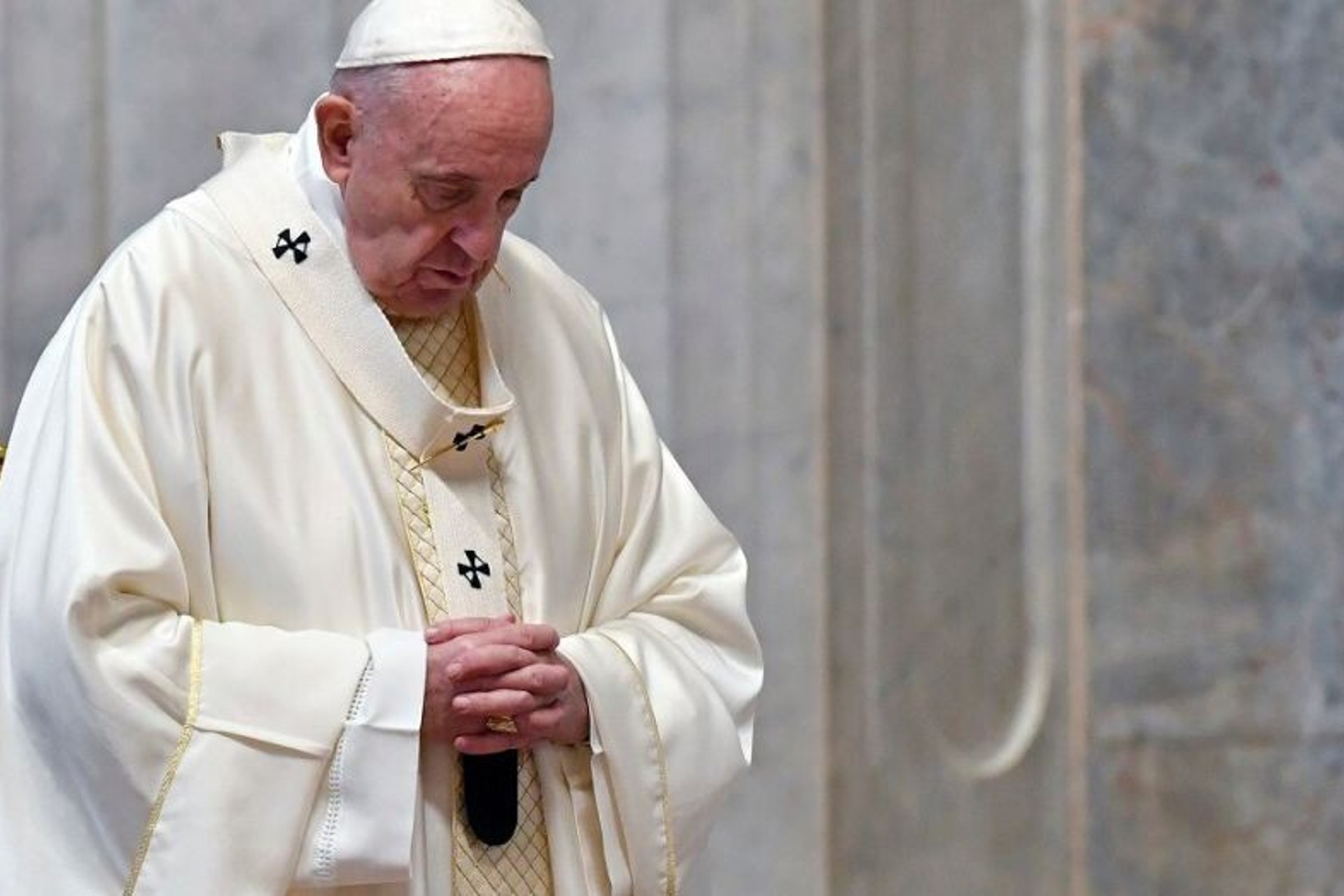 Pope asks faithful to add these two prayers to the end of the rosary